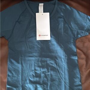 lululemon athletica Teal Short Sleeve Tee